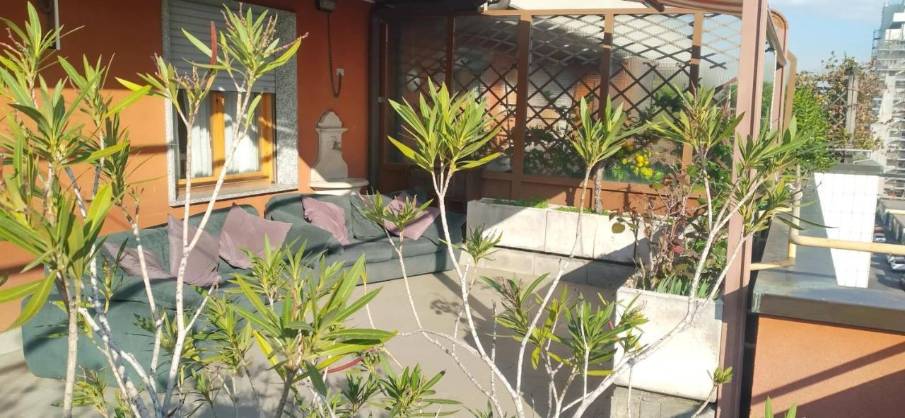 Meraviglioso Super Attico Con Terrazza Milán Exterior foto